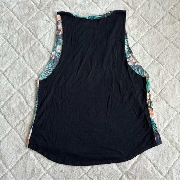 Victoria's Secret PINK | Black & Green Tropical Muscle Tee | Size Large - Picture 4 of 8